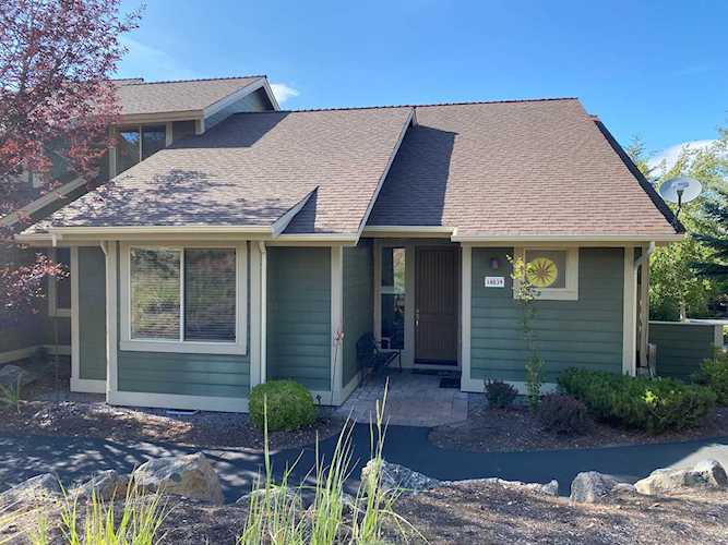 10839 Village Loop Redmond, OR 97756 | MLS 202000308 Photo 1