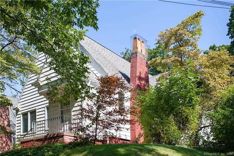216 Upson Terrace New Haven, CT 06512