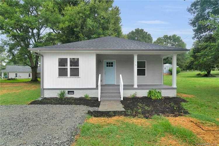 116 Globe St Mount Holly, NC 28120