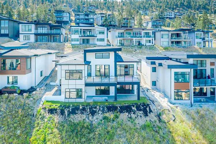 3410 Chocolate Lily Lane Kelowna, BC V1V3G1