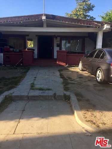 1260 W 39th Place Los Angeles, CA 90037