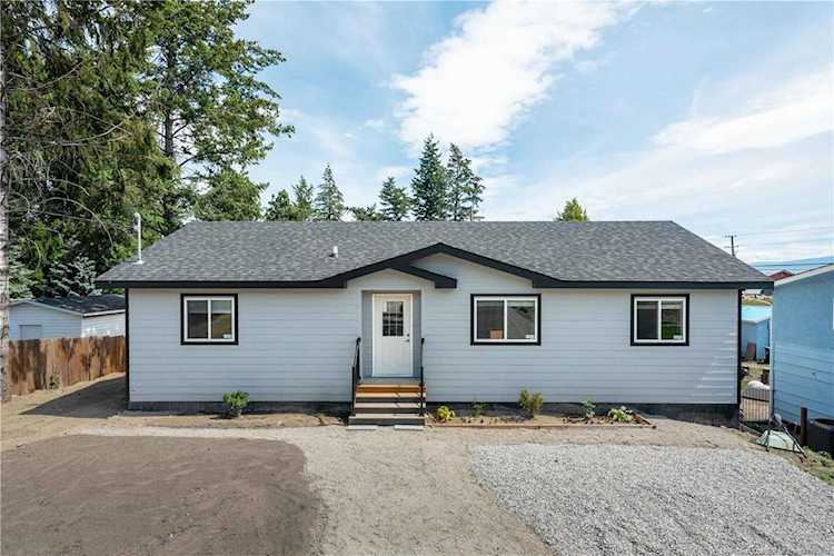 3923 Woodell Road West Kelowna, BC V4T1E1