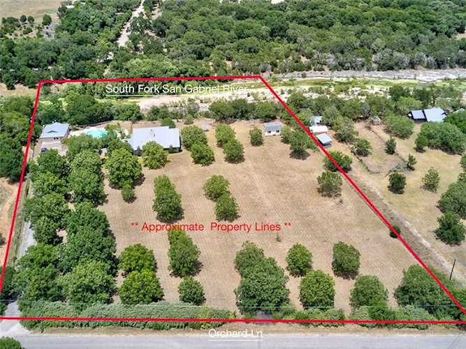 1411 Orchard Dr Leander, TX 78641