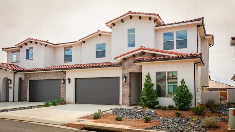 3780 Arcadia DR #41 Santa Clara, UT 84765