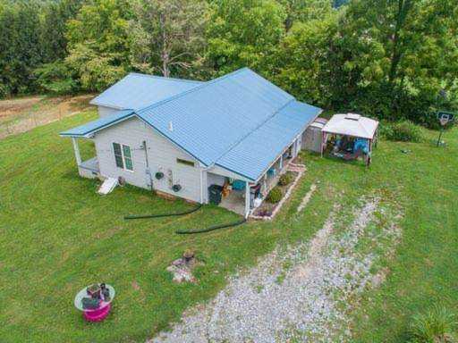 1400 Pinetop Rd Lenoir City, TN 37772