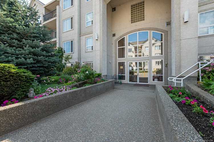 650 Southwest 3 Street #106 Salmon Arm, BC V1E1P6