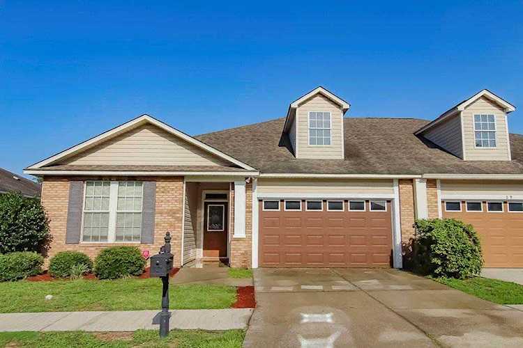 27 Covington Circle Crawfordville, FL 32327 in Villas At Covington Park