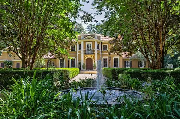 1729 Tarpon Dr Tallahassee, FL 32308