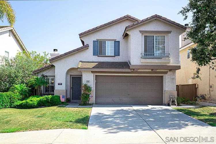 2352 Feather River Rd Eastlake, CA 91915