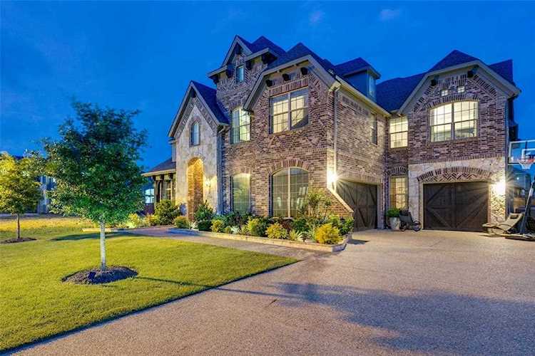 964 Byron Street Allen, TX 75013