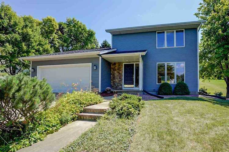 9 Maple Grove Ct Madison, WI 53719