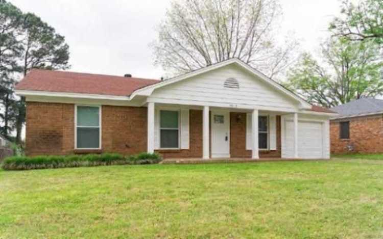 7917 W Southaven Cir Southaven, MS 38671