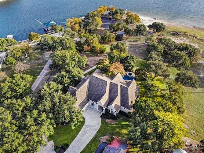 9907 Trails End RD #18 Leander, TX 78641
