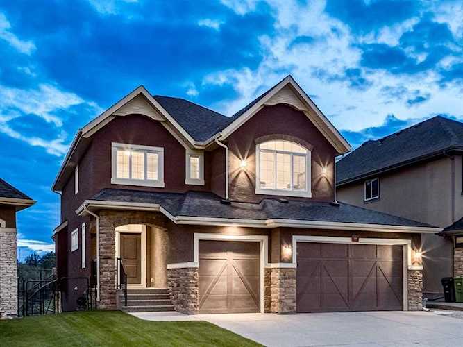 194 Valley Pointe Way NW Calgary, AB T3B 6B3
