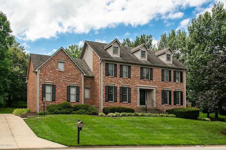 404 Blankenbaker Ln Louisville, KY 40207