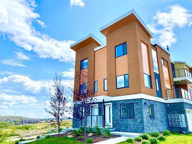 359 Sage Hill Circle NW Calgary, AB T3R 1V2