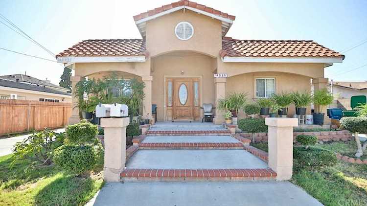 14251 - 14253 Olive St Westminster, CA 92683