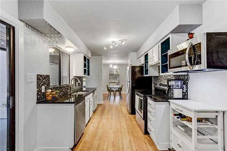 1711 Timber Ridge Dr Austin, TX 78741