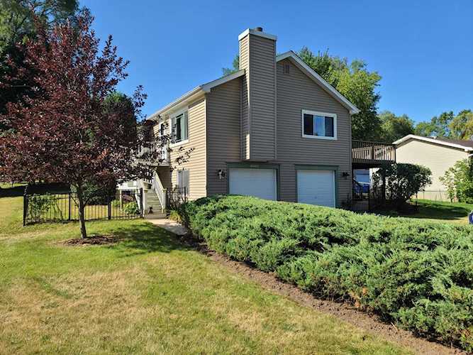 3303 Woodland Circle N Island Lake, IL 60042 | MLS 10809690 Photo 1