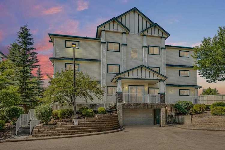 3 Somervale View SW #207 Calgary, AB T2Y 4A9