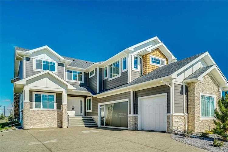 20 Cimarron Estates Gate Okotoks, AB T1S 0M9