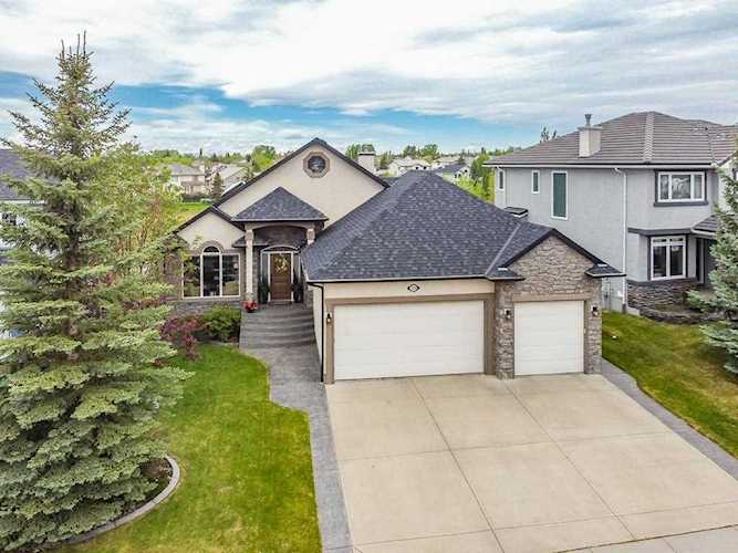 215 Crystalridge Rise Okotoks, AB T1S 1W5
