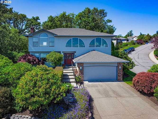 429 NW View Ridge St Camas, WA 98607
