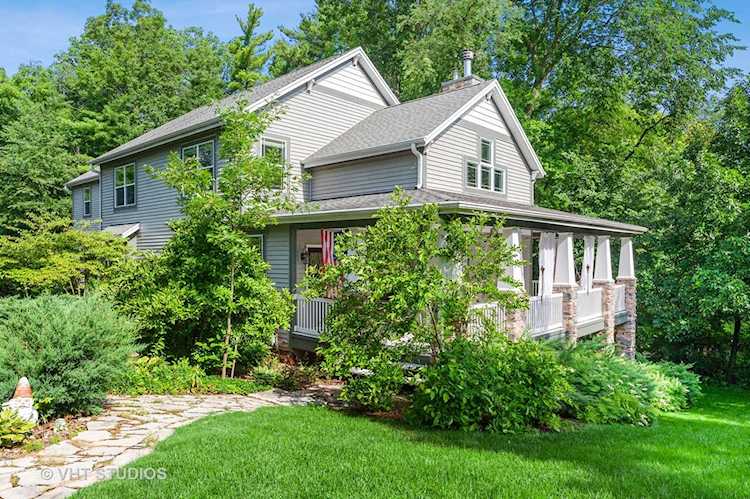 3509 Burr Oak Ln Island Lake, IL 60042