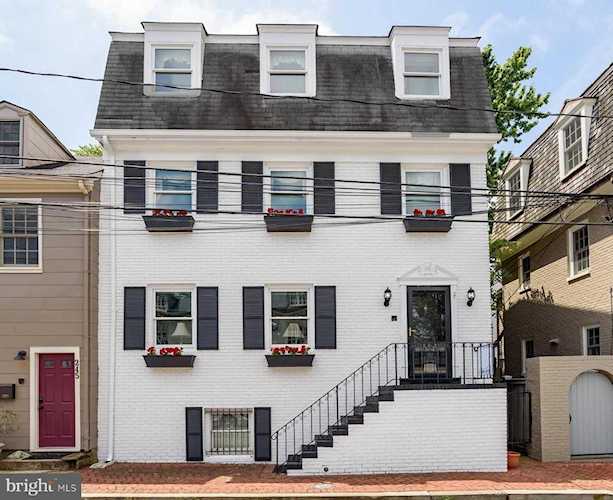 249 Hanover St Annapolis, MD 21401