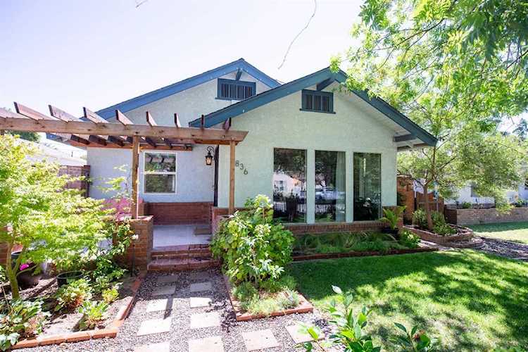 1836 N Adoline Avenue Fresno, CA 93705