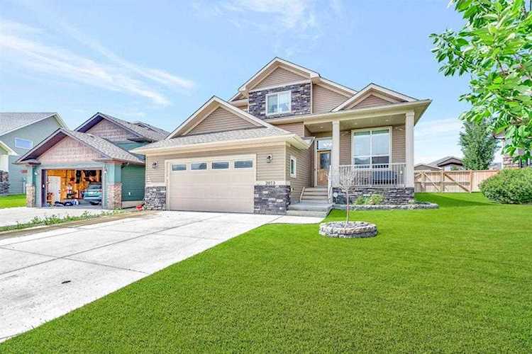 2073 High Country Rise NW High River, AB T1V 0E2