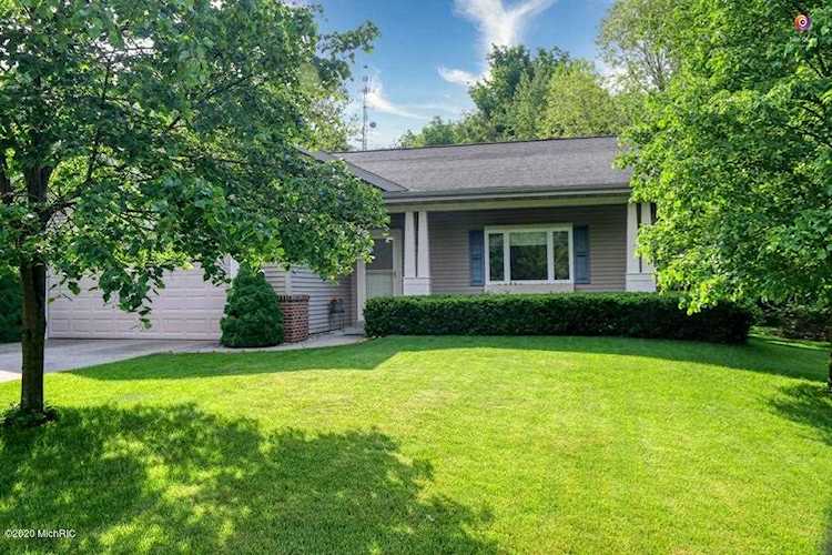 6406 Palmetto Ct Saugatuck, MI 49453