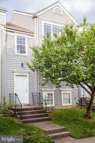 2406 Ridgehampton Ct Reston, VA 20191