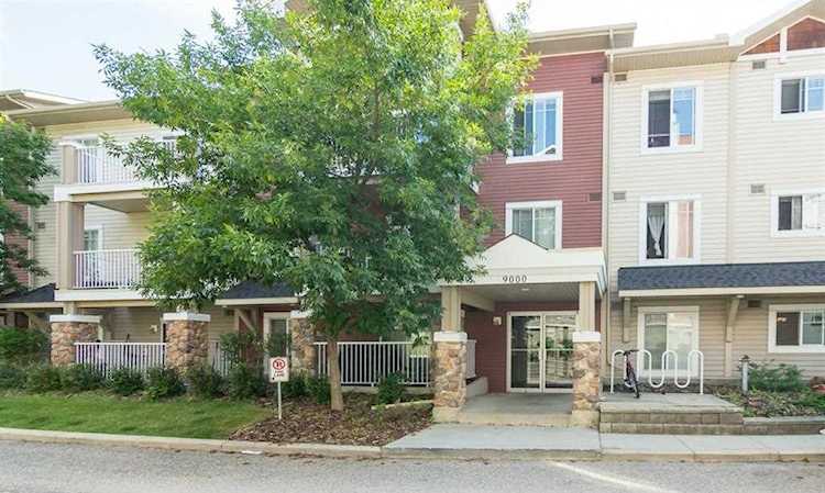 70 Panamount Dr NW #9213 Calgary, AB T3K 6K6