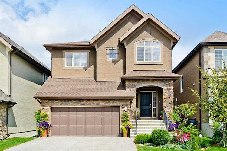 57 Quarry Way SE Calgary, AB T2C 5E5