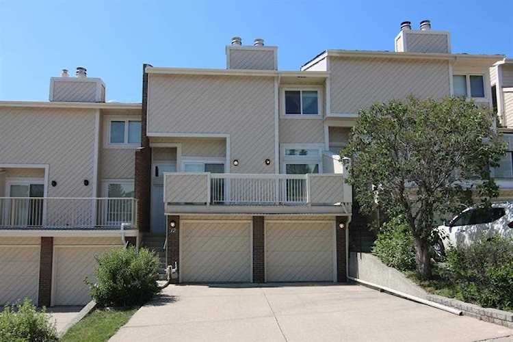 12 Edgemont Estates Rd NW Calgary, AB T3A 2M5