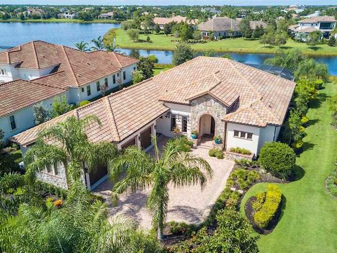 16272 Daysailor Trl Lakewood Ranch, FL 34202