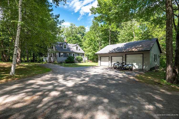 74 N Raymond Rd Gray, ME 04039