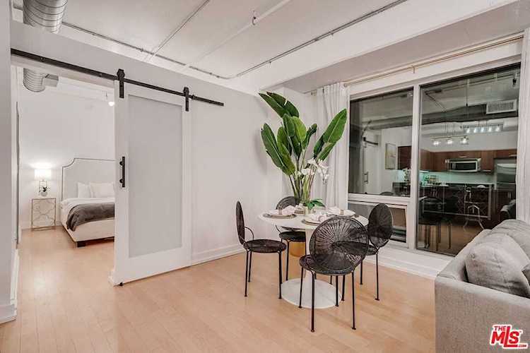 645 W 9th Street #614 Los Angeles, CA 90015