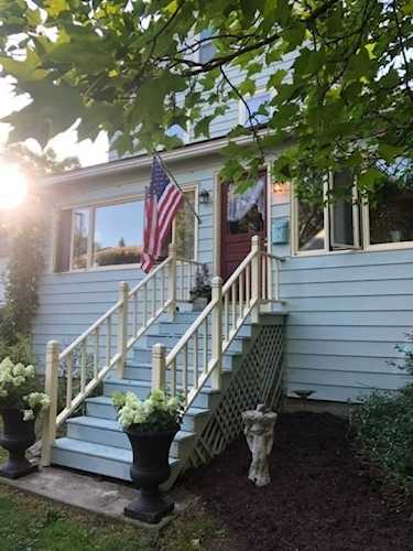 23 Spring St Newmarket, NH 03857
