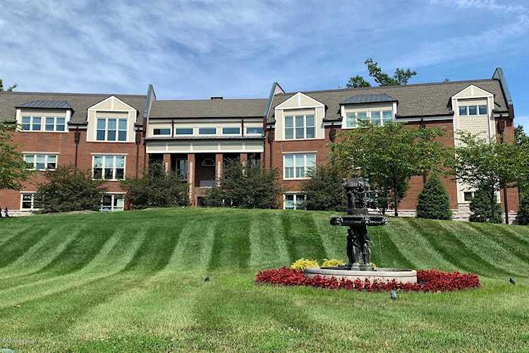 8505 Harrods Bridge Way #301 Prospect, KY 40059