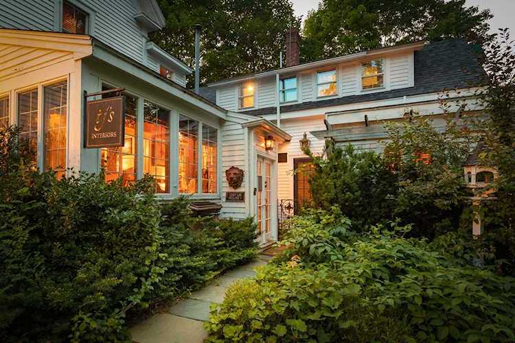 1287 Route 1 York, ME 03902