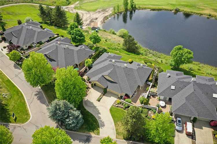 3888 Gallaghers Pinnacle Way Kelowna, BC V1W3Z8