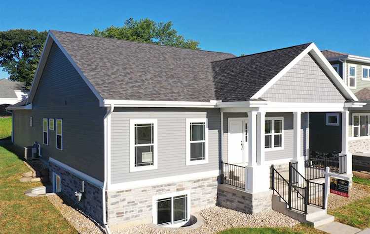 2835 Endive Dr Fitchburg, WI 53575 | MLS 1889781 Photo 1