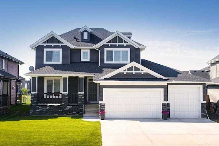 257 Boulder Creek Crescent Langdon, AB T0J 1X3