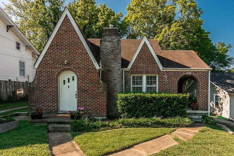 714 5th Ave W Springfield, TN 37172