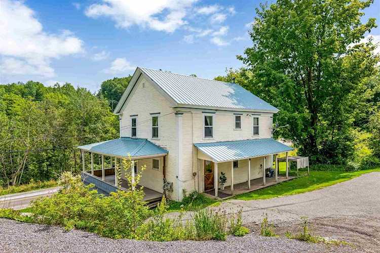 272 Mill St Cambridge, VT 05464
