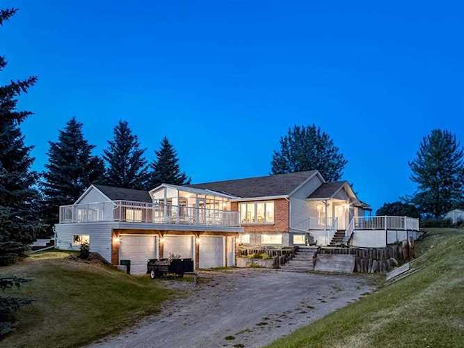 242098 White Post Ln W #100 Rural Foothills County, AB T1S 3A3