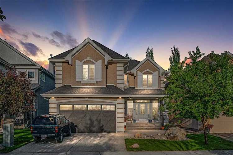 90 Cranleigh Way SE Calgary, AB T3M 1C8