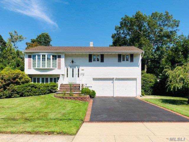 1483 Saint Louis Ave Bay Shore, NY 11706